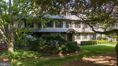 1933 Lititz Pike, LANCASTER, PA, 17601-3805 | Card Image
