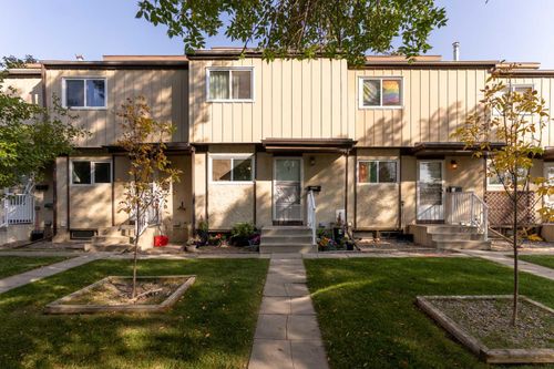 3-2302 23 St N, Lethbridge, AB, T1H4R7 | Card Image