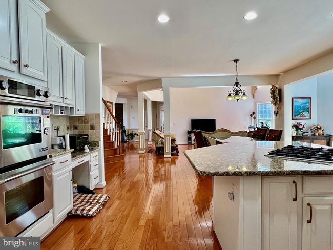 4718 Village Dr, House other with 5 bedrooms, 5 bathrooms and null parking in FAIRFAX VA | Image 31