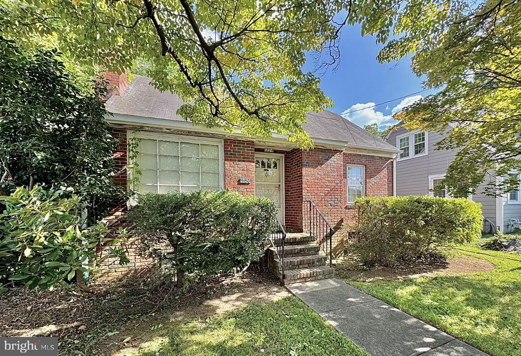 Payne St, Fredericksburg, VA 22401