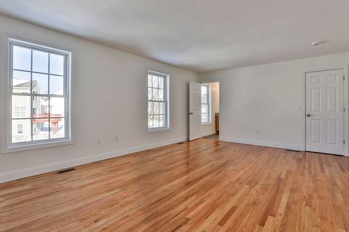 11 Tavernier Way, Manchester, NH, 03109-5078 | Card Image