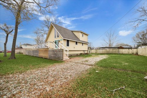 920 Oak Grove Street, La Porte, TX, 77571 | Card Image