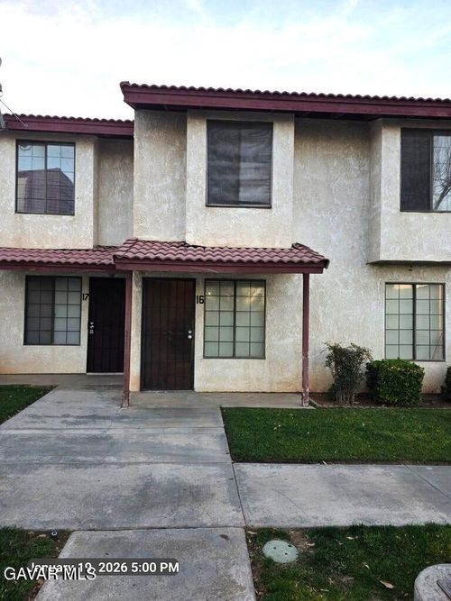 unit-16-38550 E 22nd Street, Palmdale, CA, 93550 | Card Image
