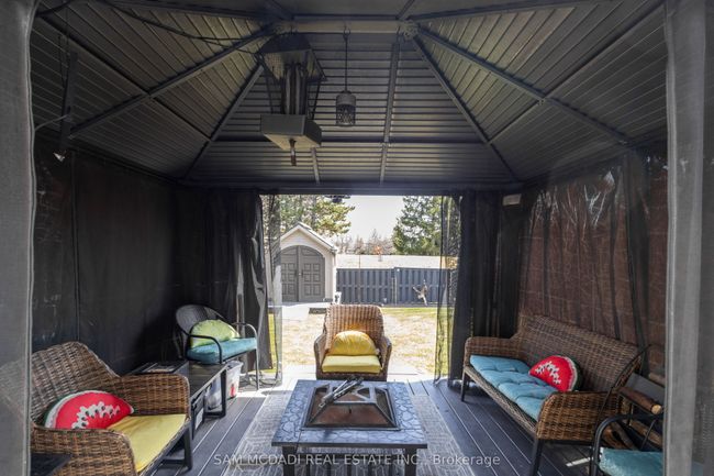 80 Longbourne Cres, House attached with 3 bedrooms, 2 bathrooms and 4 parking in Brampton ON | Image 29