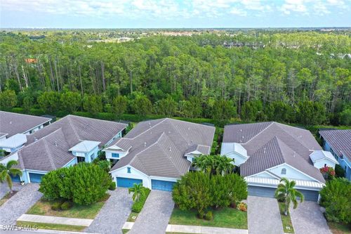 2167 Marquesa Cir, NAPLES, FL, 34112-3857 | Card Image