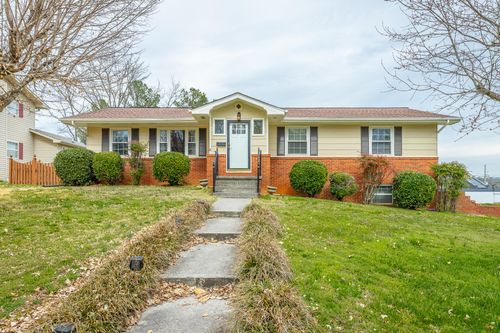 7315 Kenmoor Ter, Chattanooga, TN, 37421-4070 | Card Image