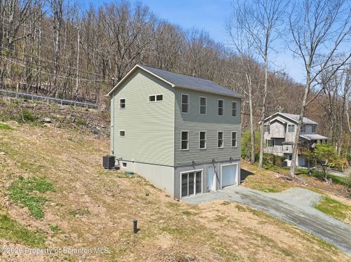 7 1/2 Lake View Dr, Tunkhannock, PA, 18657-5745 | Card Image