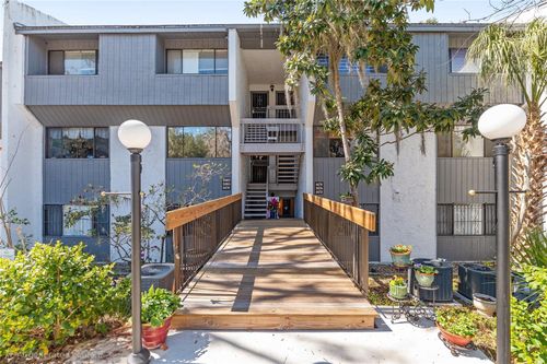 223-2674 Sw 14th Dr, GAINESVILLE, FL, 32608-2050 | Card Image