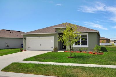 1117 Star Ruby Lane, House other with 4 bedrooms, 2 bathrooms and null parking in Winter Haven FL | Image 3