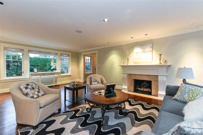 4105 Ripple Road, House other with 4 bedrooms, 2 bathrooms and 4 parking in West Vancouver BC | Image 2
