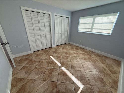 j114-7600 Sw 82nd St, Miami, FL, 33143-7396 | Card Image