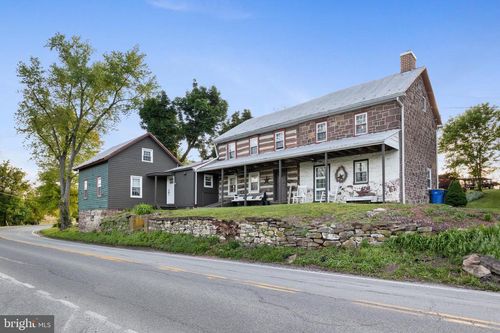 701 Potts Hill Rd, LEWISBERRY, PA, 17339-9701 | Card Image