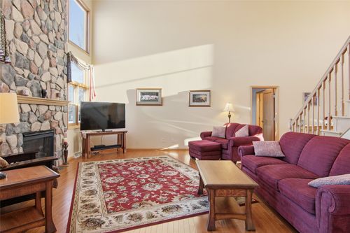 10198 162nd Street, Chippewa Falls, WI, 54729 | Card Image