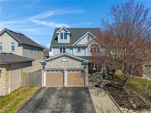 184 Sofron Drive, Cambridge, ON, N3C4M6 | Card Image