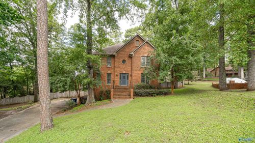 221 Stone Valley Dr, Huntsville, AL, 35806-2265 | Card Image