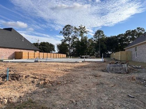 8515 Sana Dr, Beaumont, TX, 77713-1206 | Card Image