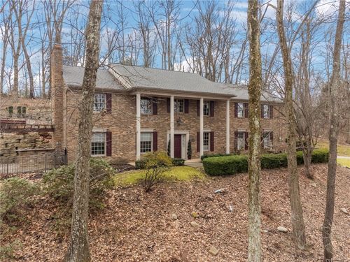 4948 Simmons Cir, Export, PA, 15632-9330 | Card Image