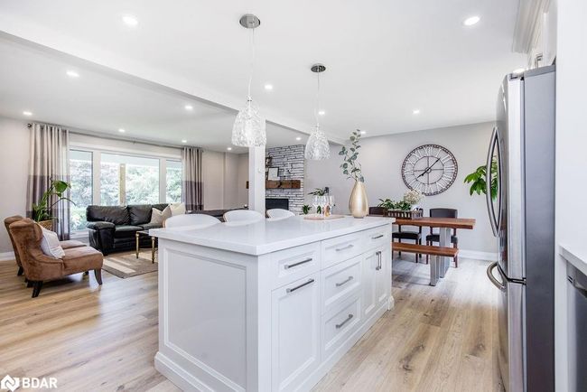 1175 Carson Rd, House other with 5 bedrooms, 2 bathrooms and 6 parking in Springwater ON | Image 7