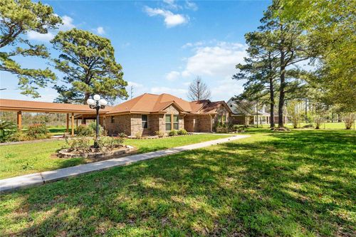 111 Commerce Lane, Highlands, TX, 77562 | Card Image