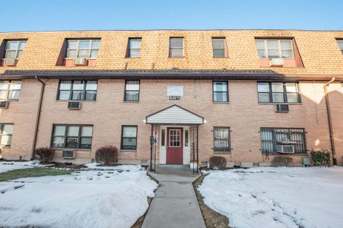 12-12 End Dr, Secaucus, NJ, 07094-4044 | Card Image