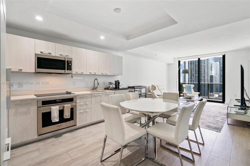 1904-55 Sw 9th St, Miami, FL, 33130-3995 | Card Image