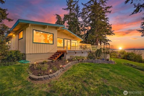 1246 Sw Camano Dr, Camano Island, WA, 98282-7512 | Card Image