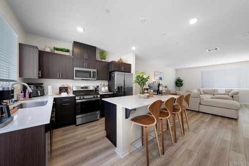 unit-140-5215 Surfwalk Way, San Diego, CA, 92154-5264 | Card Image