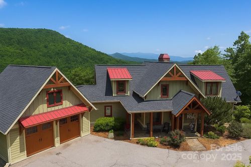 2839 Catawba Falls Pkwy, Black Mountain, NC, 28711-6077 | Card Image