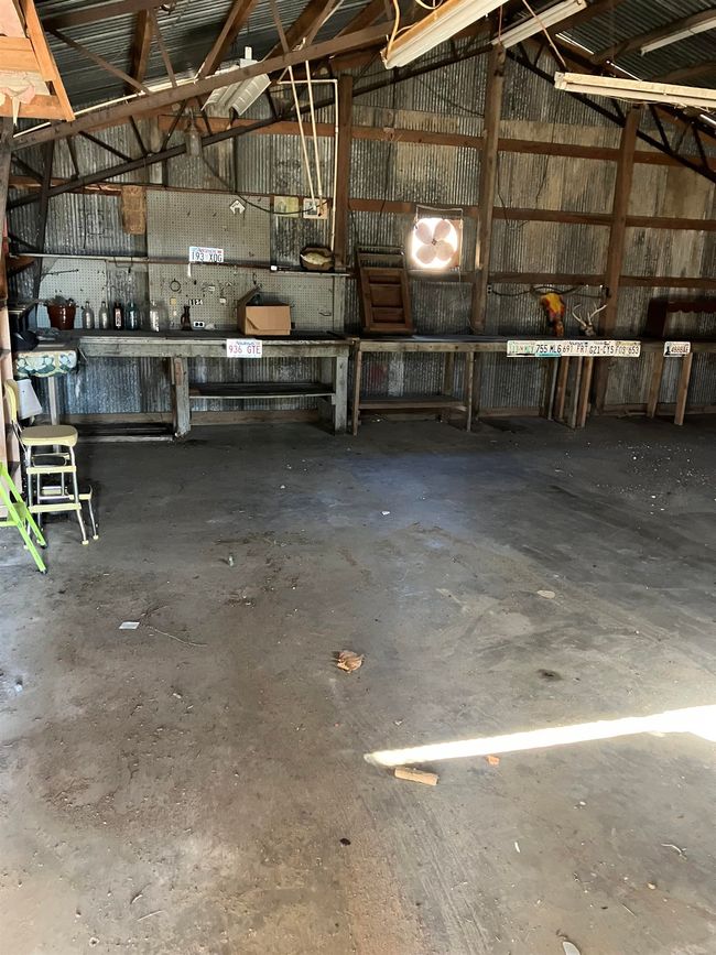 5553 Highway 71 S, House other with 4 bedrooms, 2 bathrooms and null parking in Cove AR | Image 9