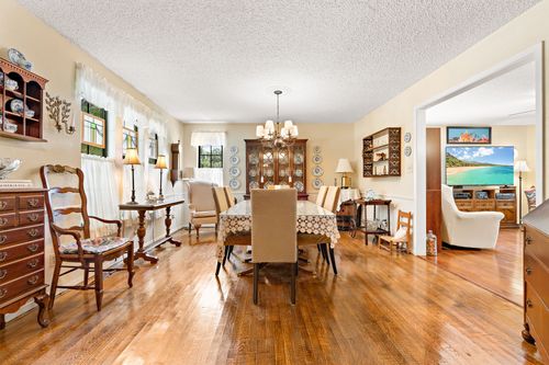 310 Carr St, Hillsboro, TX, 76645-2203 | Card Image