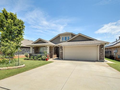 3005 Montane Dr, Norman, OK, 73069-6989 | Card Image