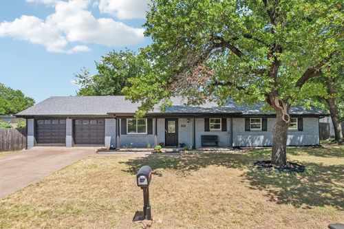 1224 Trailwood Dr, Hurst, TX, 76053-4320 | Card Image