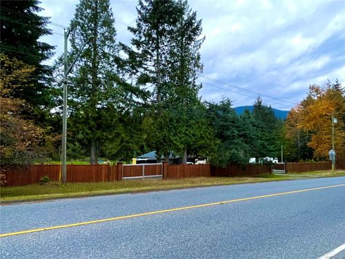 2303 Jingle Pot Rd, Nanaimo, BC, V9R6W2 | Card Image