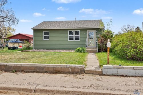 2043 10th Ave, Belle Fourche, SD, 57717-2202 | Card Image