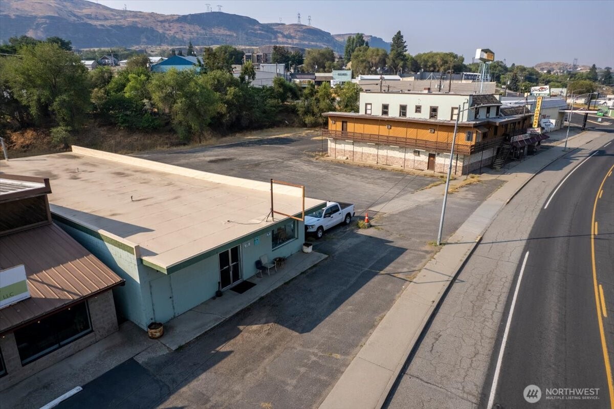 Commercial Sale in Grand Coulee 2
