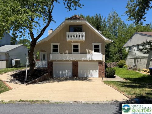 1423 Garden Ave, Allentown, PA, 18103-8310 | Card Image