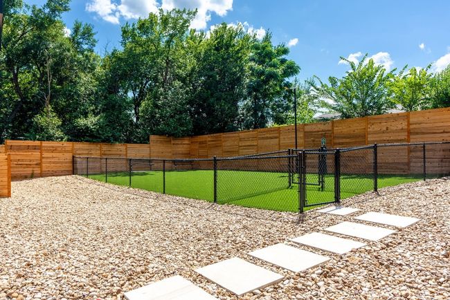 1B - 4022 Valley View Rd, Condo with 3 bedrooms, 4 bathrooms and 3 parking in Austin TX | Image 27
