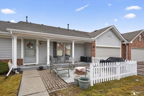 6300 North Dr, Saint Clair Shores, MI, 48082 | Card Image