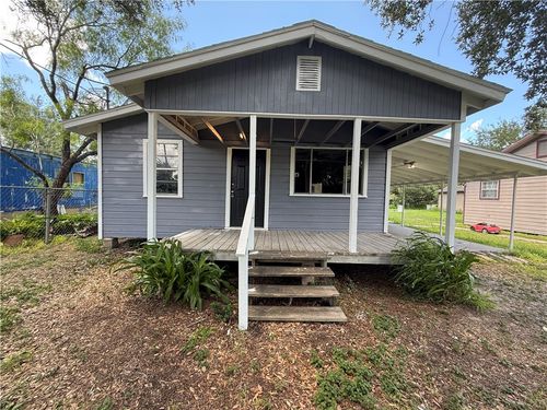 1105 Range St, Alice, TX, 78332-5219 | Card Image