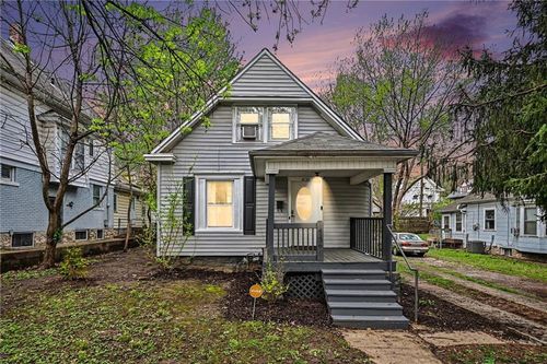 4136 Holly St, Kansas City, MO, 64111-4161 | Card Image