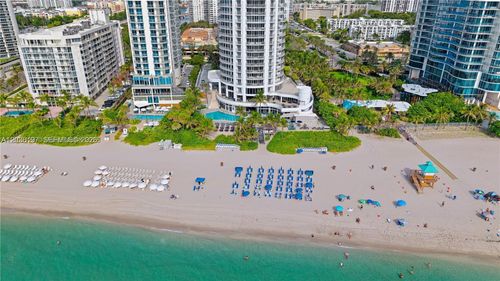 905-17375 Collins Ave, Sunny Isles Beach, FL, 33160-3410 | Card Image