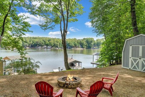 890 Long Island Dr, Moneta, VA, 24121-1950 | Card Image