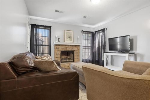 12665 W 110th Ter, Overland Park, KS, 66210-1275 | Card Image