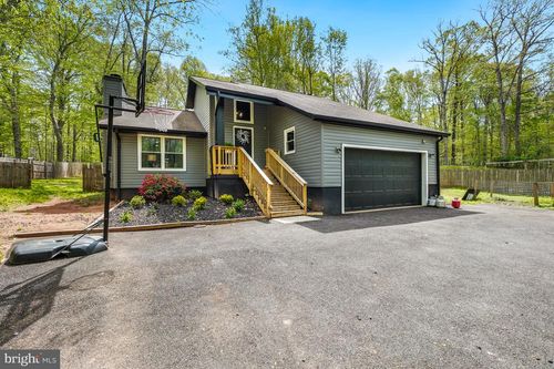 12021 Parkriver Dr, MANASSAS, VA, 20112-3317 | Card Image