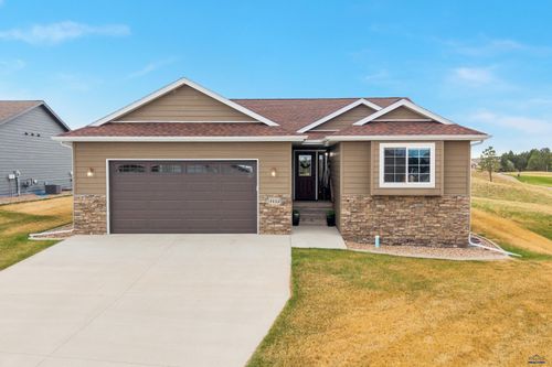 4402 Lahinch St, Rapid City, SD, 57702-7376 | Card Image