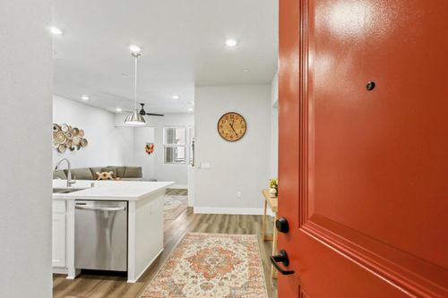 331-1661 Spring St, Davis, CA, 95616-9527 | Card Image