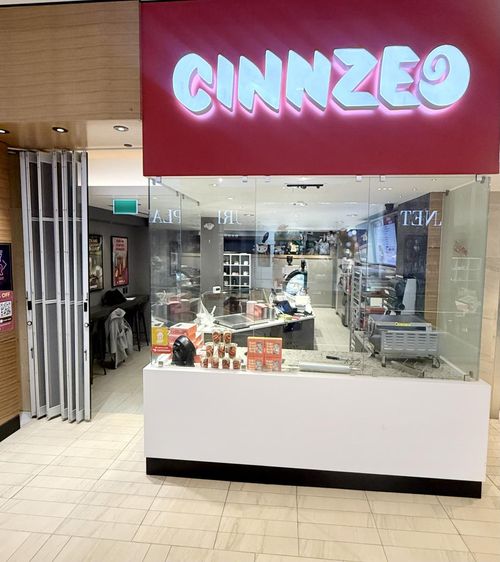 204 Londonderry Mall Nw, Edmonton, AB, T5C2L2 | Card Image