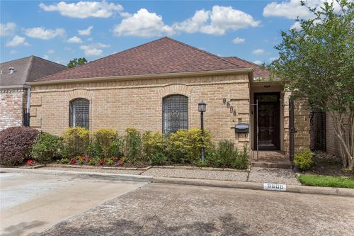 9608 Bayou Brook St, Houston, TX, 77063-1060 | Card Image