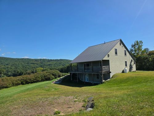 135 Winterbell Drive, Dummerston, VT, 05301 | Card Image