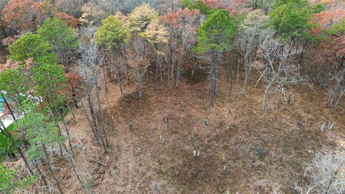 16 Sophia Ct, Westhampton, NY, 11977-1244 | Card Image